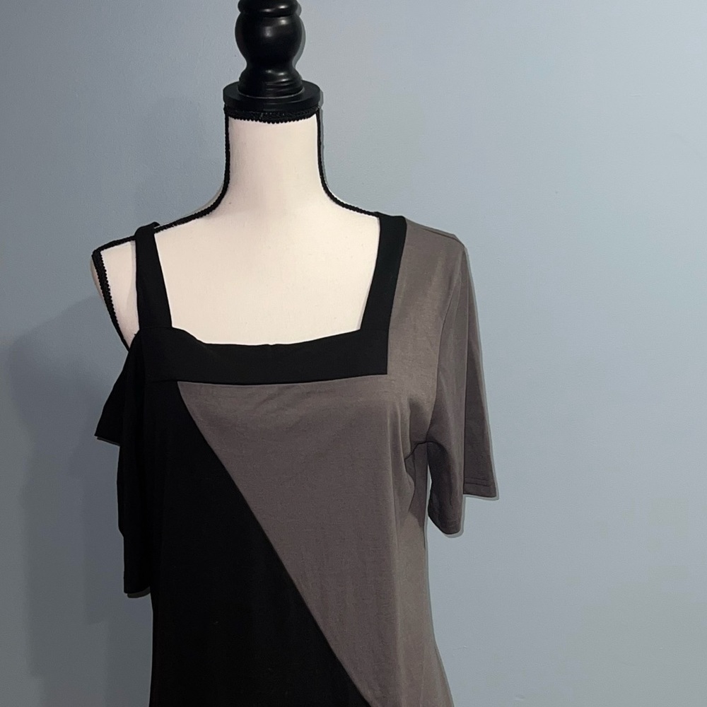 Color block dress - Picture 2 of 7